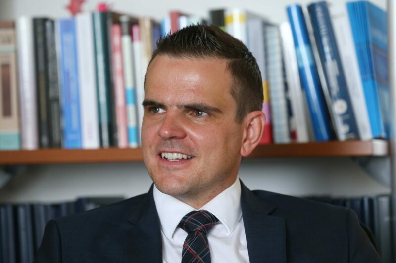 Za novega rektorja Nove univerze je bil imenovan dr. Matej Avbelj